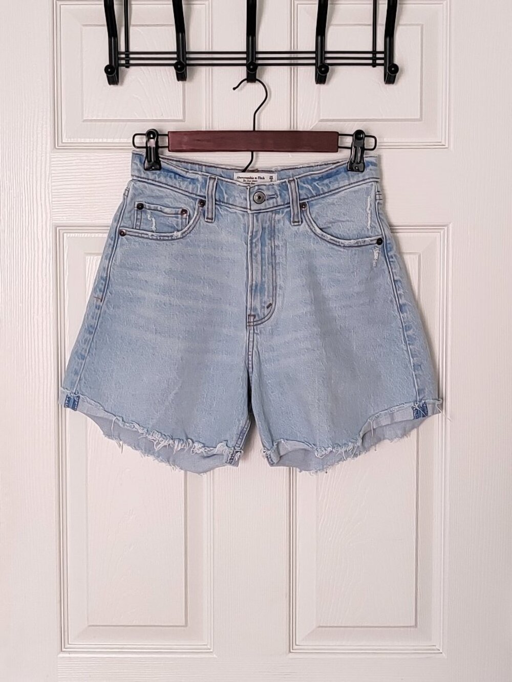 Abercrombie and Fitch The Dad Short High Rise - 25 Curve Love